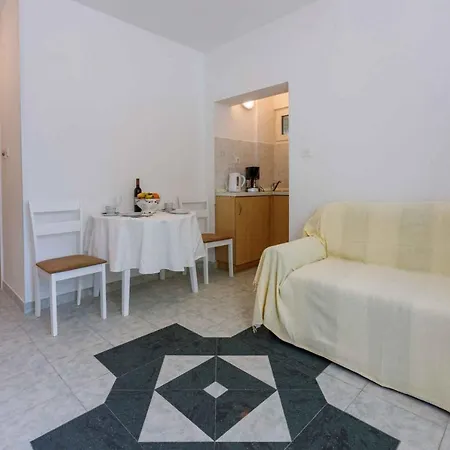 One-bedroom In Ii *